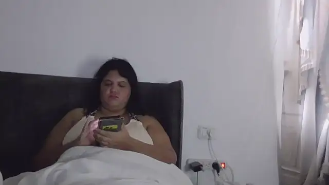 maayanlevi2 online show from 03-25-26, 02:49
