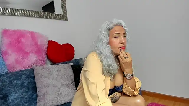 marilyn70 online show from 11-13-25, 08:57