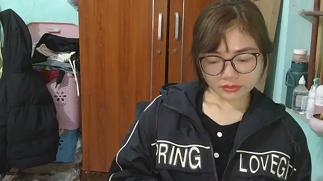 Uhem112 online show from 11-24-25, 12:32