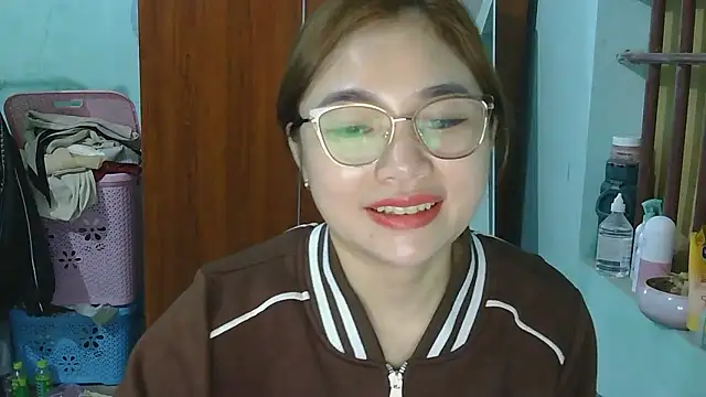 Uhem112 online show from 11-04-25, 03:43