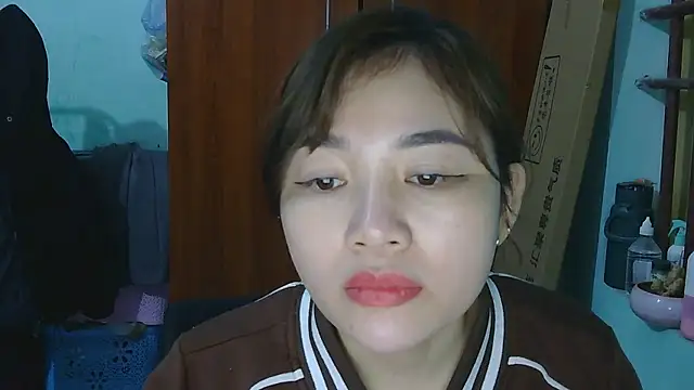 Uhem112 online show from 12-21-25, 04:58