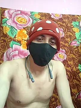 Seducing couple online show from 05-06-26, 08:51
