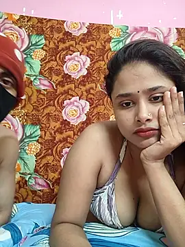Seducing couple online show from 04-14-26, 03:55