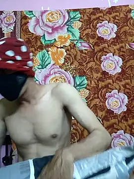 Snapshot of Seducing_couple chatting on 10-22-25, 03:22 Seducing couple online show from 10-22-25, 03:22