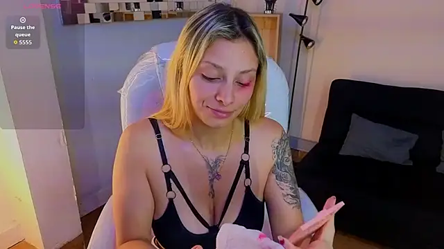 Jennaa Cooper online show from 02-12-26, 11:15