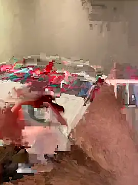 Snapshot of Bourne_606 chatting on 10-13-25, 05:47 Bourne 606 online show from 10-13-25, 05:47