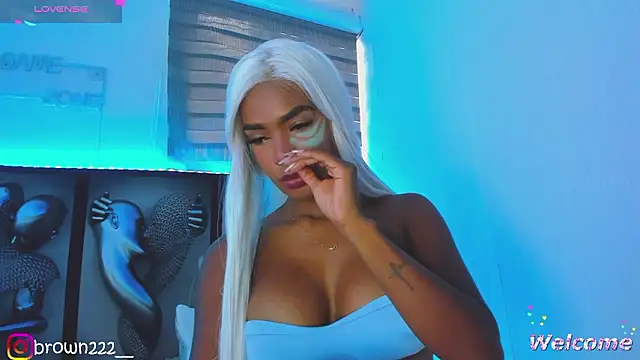 Snapshot of _naomibrown_ chatting on 02-01-26, 08:51 naomibrown online show from 02-01-26, 08:51