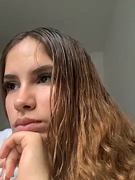 MiiluRosse online show from 11-14-25, 06:11