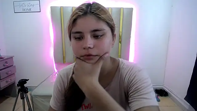 keilicita tonny 18 online show from 10-09-25, 05:02