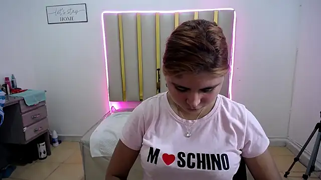 keilicita tonny 18 online show from 09-25-25, 04:57