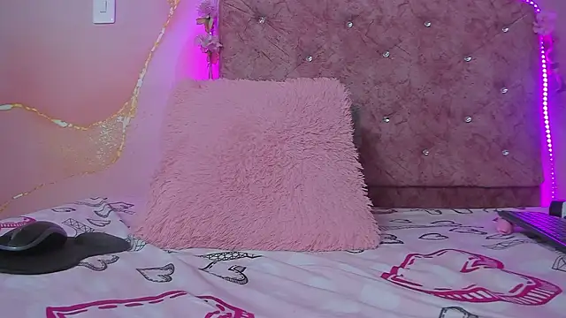 violet taylor  online show from 01-14-26, 02:26