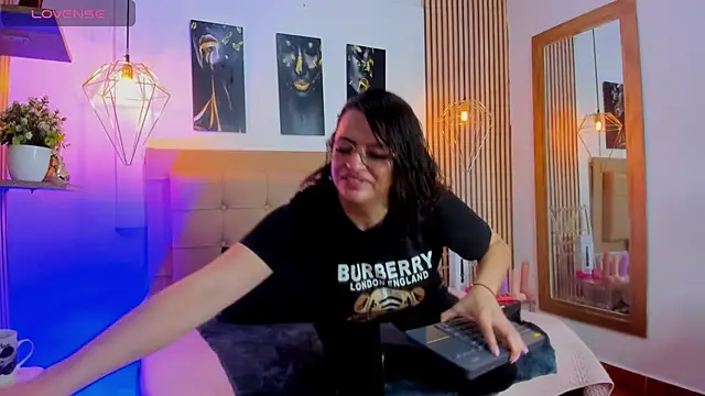  samanthaa foxx online show from 11-16-25, 11:15