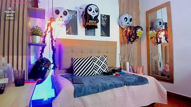  samanthaa foxx online show from 10-15-25, 10:56