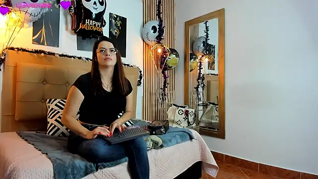  samanthaa foxx online show from 10-17-25, 11:23