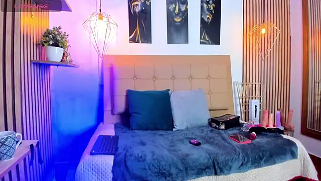  samanthaa foxx online show from 11-05-25, 12:08