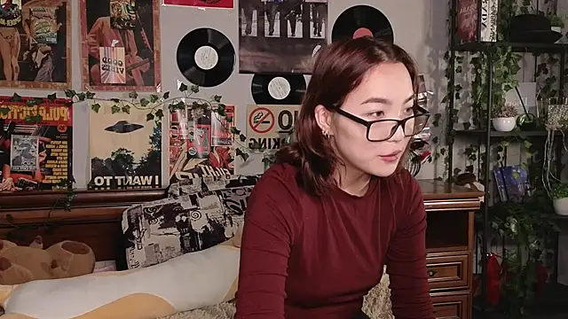 Snapshot of OdetteBiddy chatting on 11-09-25, 08:02 OdetteBiddy online show from 11-09-25, 08:02