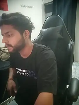 Kartikkartik8595 online show from 03-22-26, 09:27