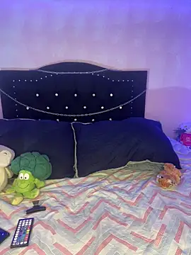 terra sunligth online show from 09-19-25, 02:37