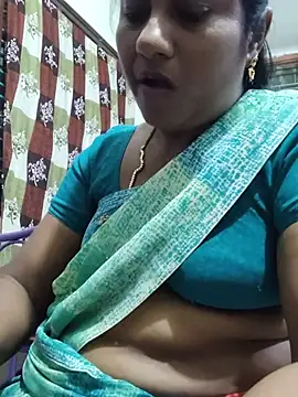 Snapshot of papukurty chatting on 06-15-26, 04:17 papukurty online show from 06-15-26, 04:17