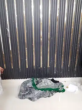 Snapshot of Mahira568 chatting on 09-29-25, 06:46 Mahira568 online show from 09-29-25, 06:46