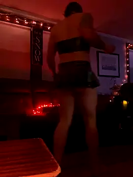 Snapshot of HotMessJESS chatting on 10-10-25, 04:35 HotMessJESS online show from 10-10-25, 04:35