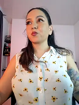 Abbyjoness21 online show from 10-03-25, 07:37