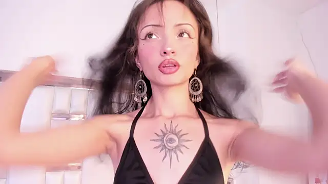 MaddieStark online show from 11-10-25, 04:56