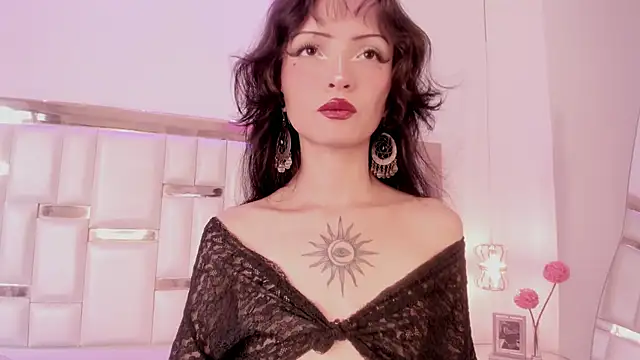 MaddieStark online show from 12-01-25, 04:52