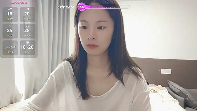 Snapshot of xiao-qinju chatting on 06-12-26, 12:30 xiao-qinju online show from 06-12-26, 12:30