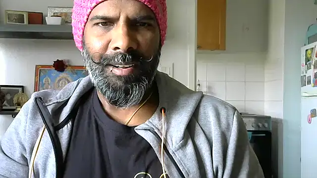 frenchblackc31 online show from 05-07-26, 11:57