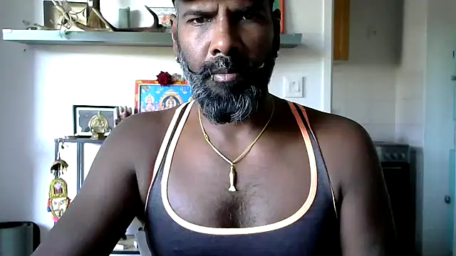 Snapshot of frenchblackc31 chatting on 09-22-25, 08:42 frenchblackc31 online show from 09-22-25, 08:42