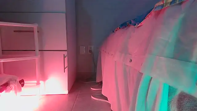 SatiroyNinfa online show from 04-17-26, 09:28