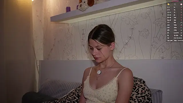 AnneVerity online show from 11-24-25, 07:47