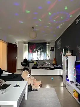 1Richrichard1 online show from 05-13-26, 08:54