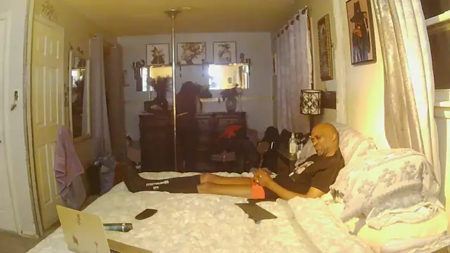 blaqmagiq72 online show from 02-07-26, 10:01