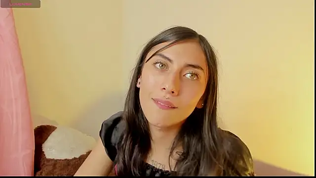 Alanaloiiss  online show from 02-21-26, 04:03