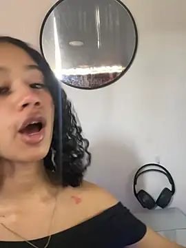 jadee8 online show from 04-18-26, 05:59