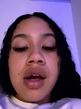 jadee8 online show from 01-10-26, 05:36