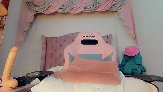  Abby white  online show from 11-25-25, 10:32