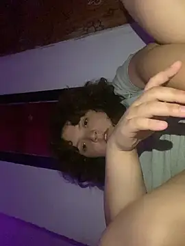 Snapshot of Solangerulo_ chatting on 02-12-26, 04:12 Solangerulo online show from 02-12-26, 04:12