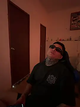siilvestremx online show from 05-13-26, 02:02