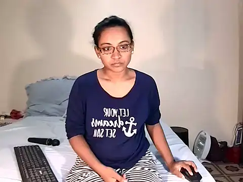 indiansweetflava online show from 10-31-25, 04:20