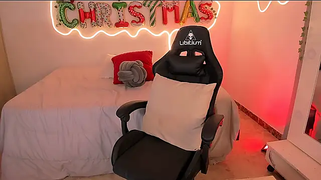 sara doll77 online show from 12-19-25, 12:36