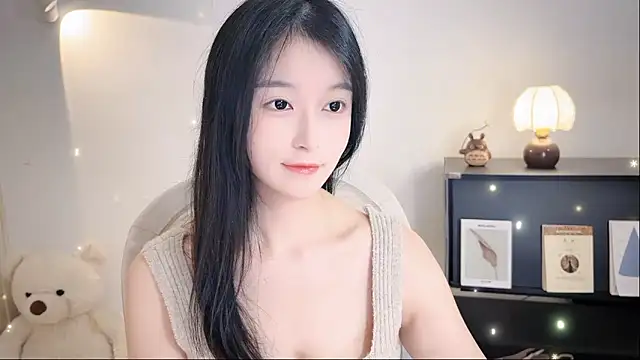 Onechestnut online show from 11-08-25, 01:47