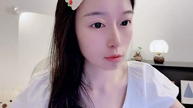 Onechestnut online show from 11-20-25, 06:36