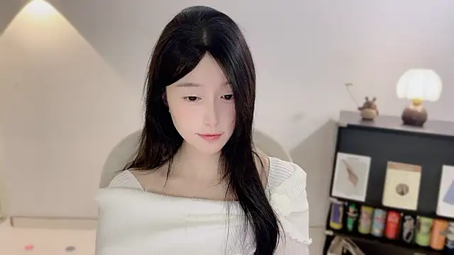 Onechestnut online show from 12-20-25, 01:14