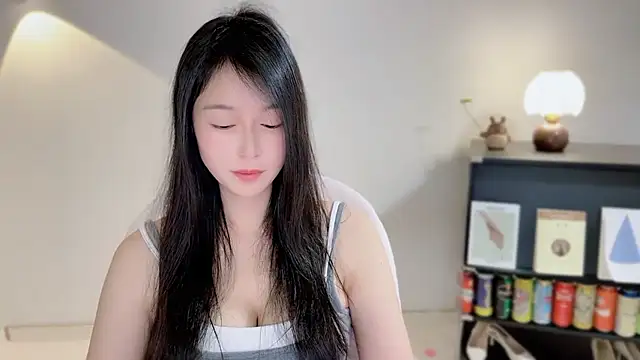 Onechestnut online show from 04-03-26, 05:36