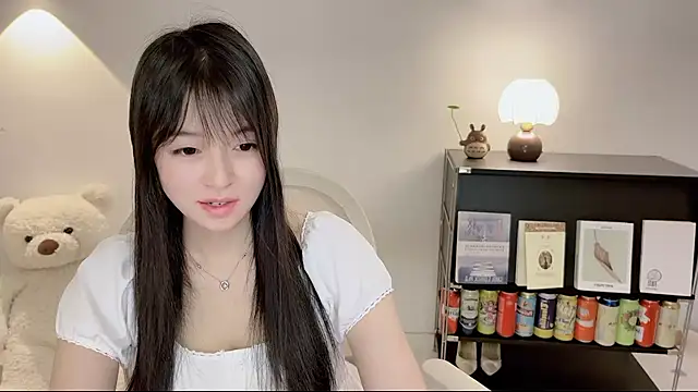 Onechestnut online show from 06-15-26, 02:34