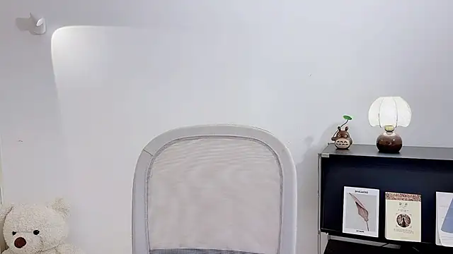 Onechestnut online show from 11-16-25, 06:18