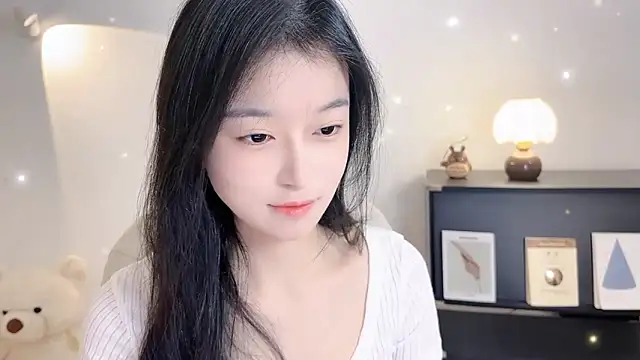 Onechestnut online show from 11-04-25, 06:06